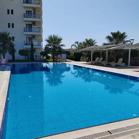 Lägenhet Iskiele Caesar Blue & Sea View H-49 Larnaca