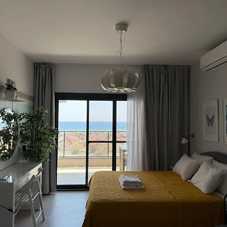 Iskiele Caesar Blue & Sea View H-49 *
